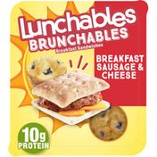 Lunchables Breakfast Sandwiches Meal Kit with Sausage, Cheddar Cheese, Flatbreads & Blueberry Muffin
