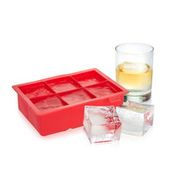 True Red Colossal™: Ice Cube Tray