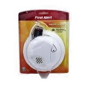 First Alert White Battery Operated Smoke Alarm
