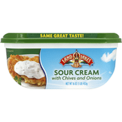 Land O Lakes Sour Cream, with Chives and Onions