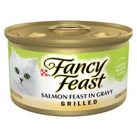 Purina Fancy Feast Grilled Salmon Feast in Gravy Cat Food