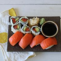 Luke’s Local Salmon Nigiri & Roll Combo