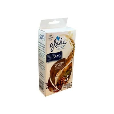 Glade Cashmere Woods Spray