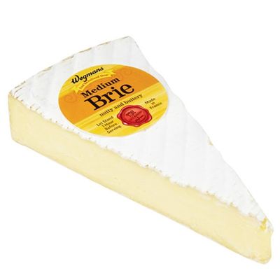 Wegmans Cave-Ripened Buttery Brie, Medium