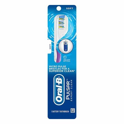 Oral-B Expert Clean Battery Toothbrush, Soft