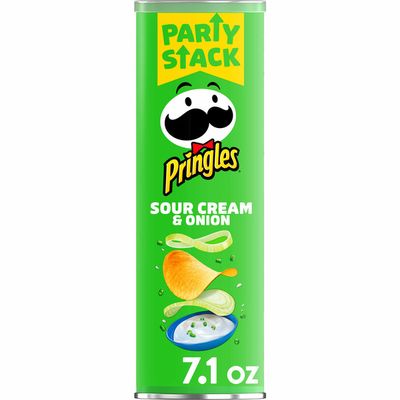 Pringles Potato Crisps Chips, Lunch Snacks, Snacks On The Go, Sour Cream and Onion
