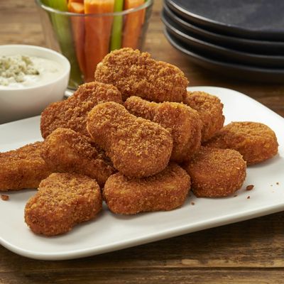 Morning Star Farms Meatless Chicken Wings, Plant Based Protein Vegan Meat, Frozen Meal, Buffalo