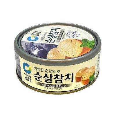 Chung Jung One Chunk Light Tuna Can
