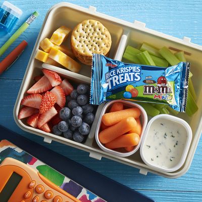 Kellogg's Rice Krispies Treats Marshmallow Snack Bars, Kids Snacks, School Lunch, M&M's Minis
