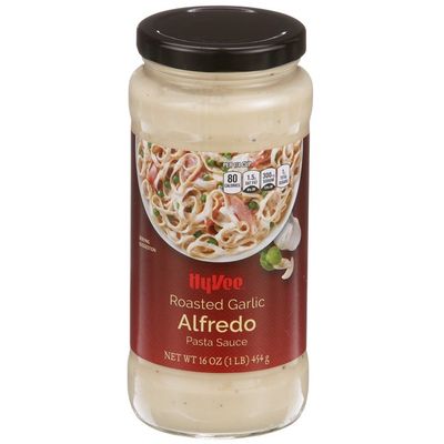 Hy-Vee Roasted Garlic Alfredo Pasta Sauce