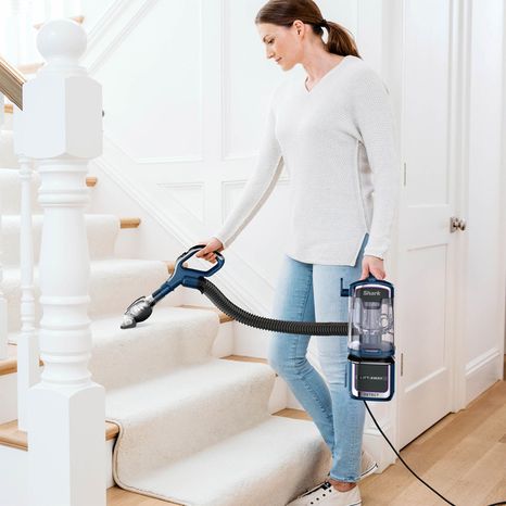 Shark Detec Lift-Away Performance Advanced Upright Vacuum With Duo Clean Detect