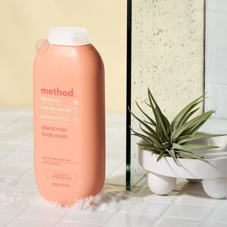 method Island Mist Body Wash