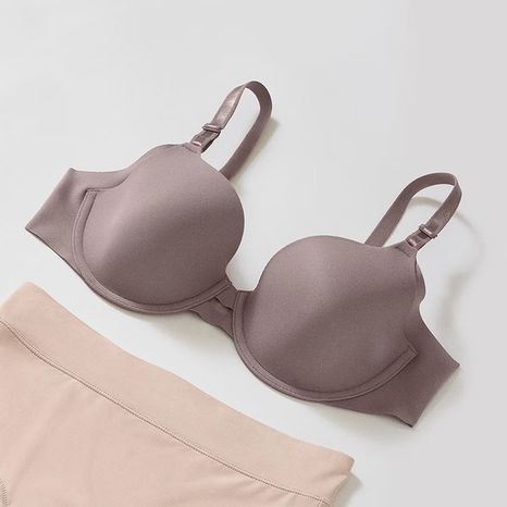 Simply Perfect by Warner's Women's Underarm Smoothing Underwire Bra