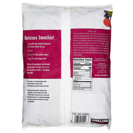 Kirkland Signature Nature's Three Berry Blend, 4 lb