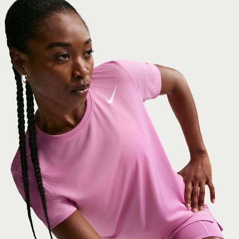 Nike Women's Dri-FIT Legend T-Shirt, L - Light Magenta