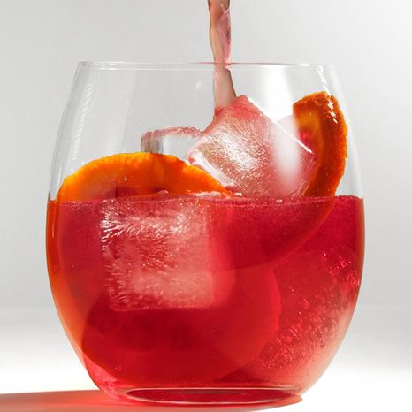 TÖST Beverages Alcohol Free Sparkling Sangria Refresher