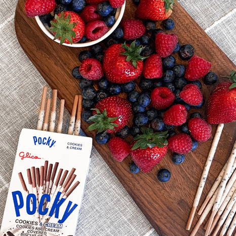 Pocky Cookies & Cream