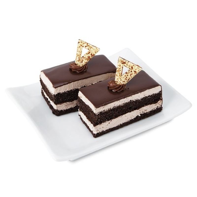 Publix Bakery Chocolate Ganache Grandeur Cake Slice (3 oz) - Instacart