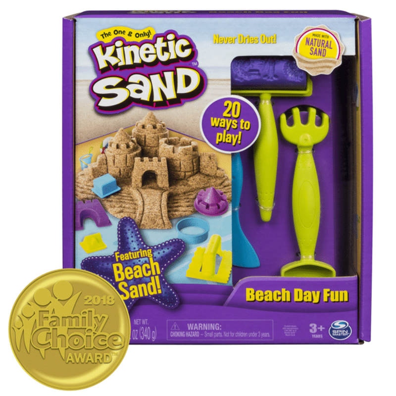 Kinetic Sand Beach Day Fun Playset with Castle Molds, Tools, and 12 oz. of Kinetic Sand for Ages 3 and Up