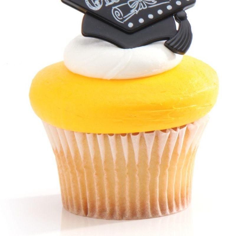 White Cupcakes With Pics
