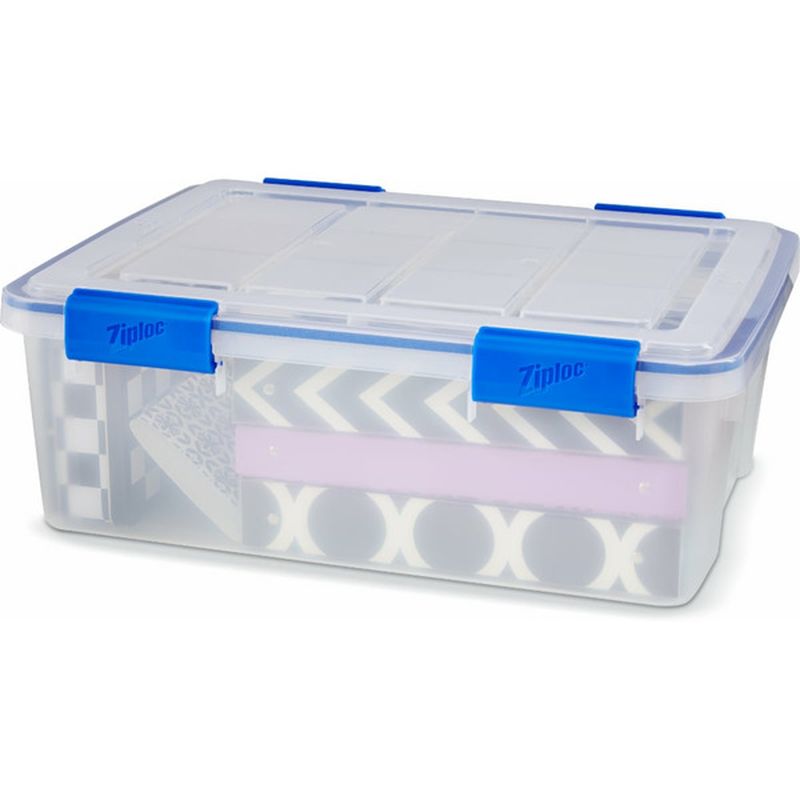 Ziploc 26.5 Quart Cleat Weather Tight Storage Box