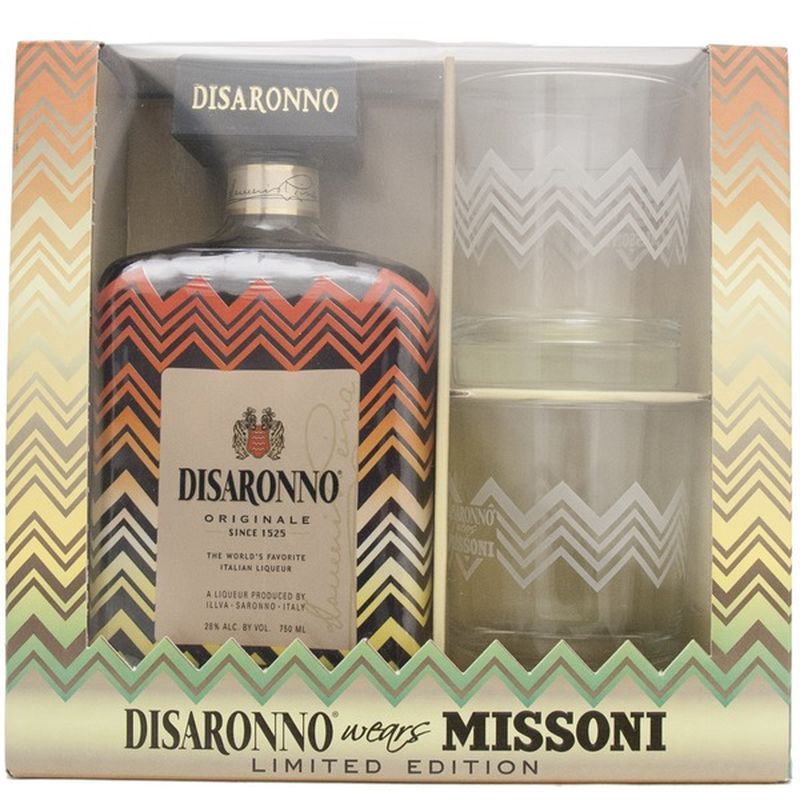 Di Saronno Amaretto Disaronno With Glasses