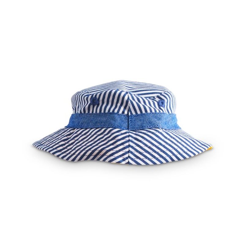 bonds bucket hat