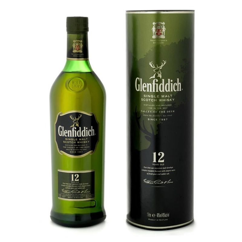 Виски с оленем. Виски Гленфиддик 12 0.7. Виски с оленем Glenfiddich 12. Виски Гленфиддик 12 в дьюти фри. Гленфиддик 12 лет 0.7.