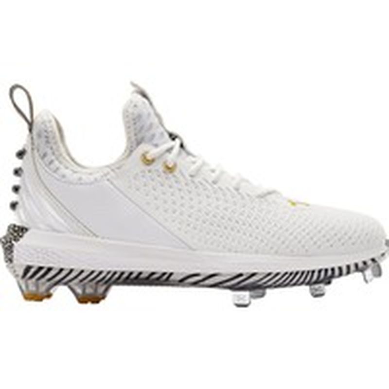 gold under armour baseball cleats